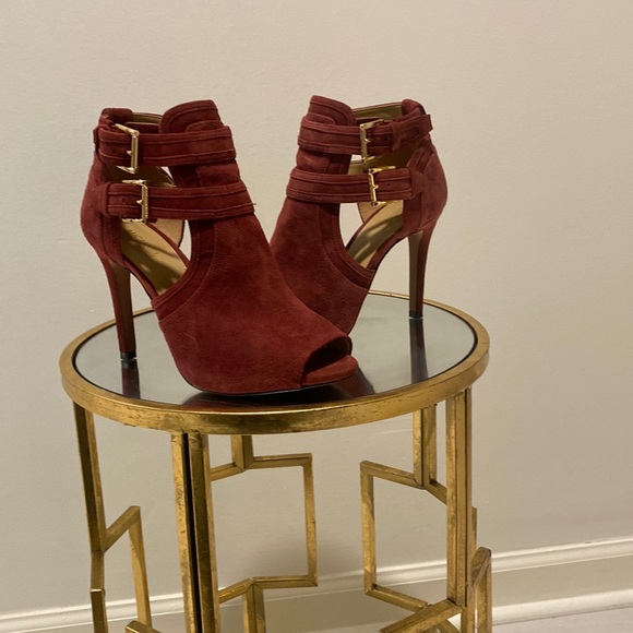 MICHAEL Michael Kors Shoes - MK WINE Booties 7M Peep Toe Platform